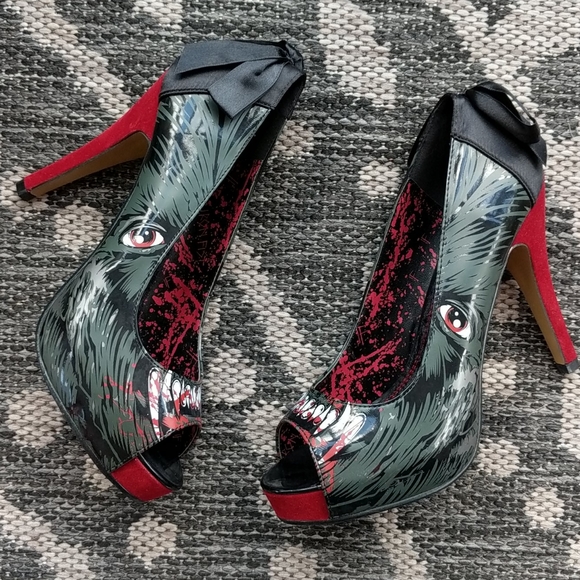 Iron Fist Shoes - Iron Fist Wolf Beater peep toe platform shoe